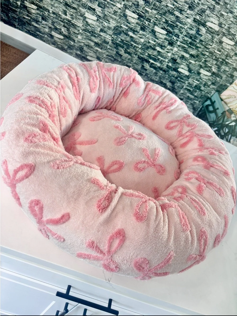 BEDSURE MEDIUM SIZE PINK BOWS PET BED 💕🐾